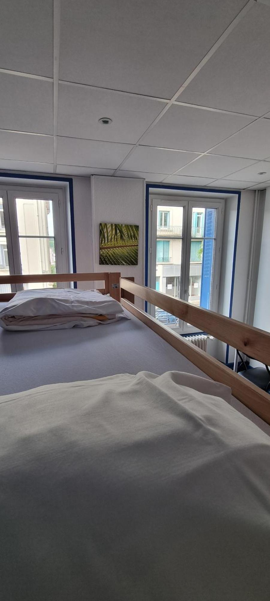 Auberge De Jeunesse - Hi Verdun Room photo
